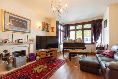 4 bedroom detached house for sale, Sandhurst Road, Sidcup, DA15