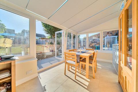 2 bedroom end of terrace house for sale, Imperial Way, Chislehurst, BR7