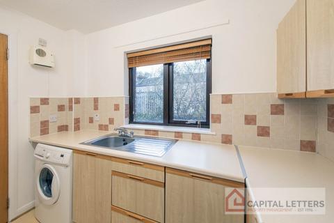 undefined, Wallace Court, Stirling FK8