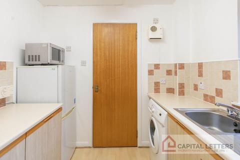 undefined, Wallace Court, Stirling FK8