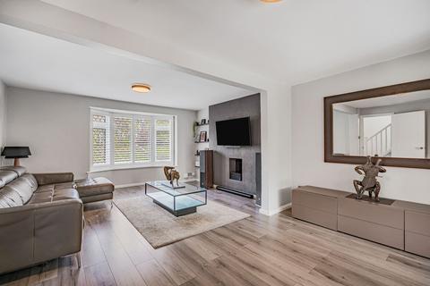 3 bedroom semi-detached house for sale, Tempest Avenue, Potters Bar, EN6