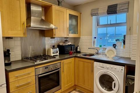 2 bedroom flat to rent, Homersham, Canterbury
