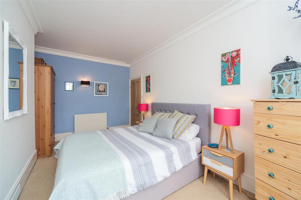Apartment in BRIGHTON - View 3