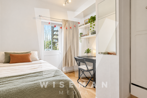 3 bedroom house to rent, Hazelville Road, London N19