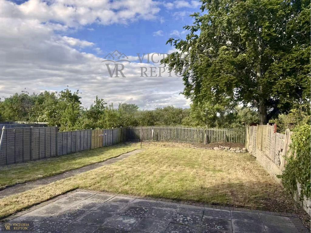 House in Bristol, Northville - View 5