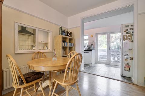 3 bedroom terraced house for sale, Bexhill Road, London