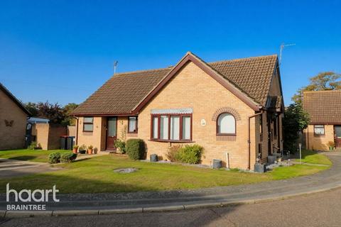 2 bedroom bungalow for sale, Thames Close, Braintree