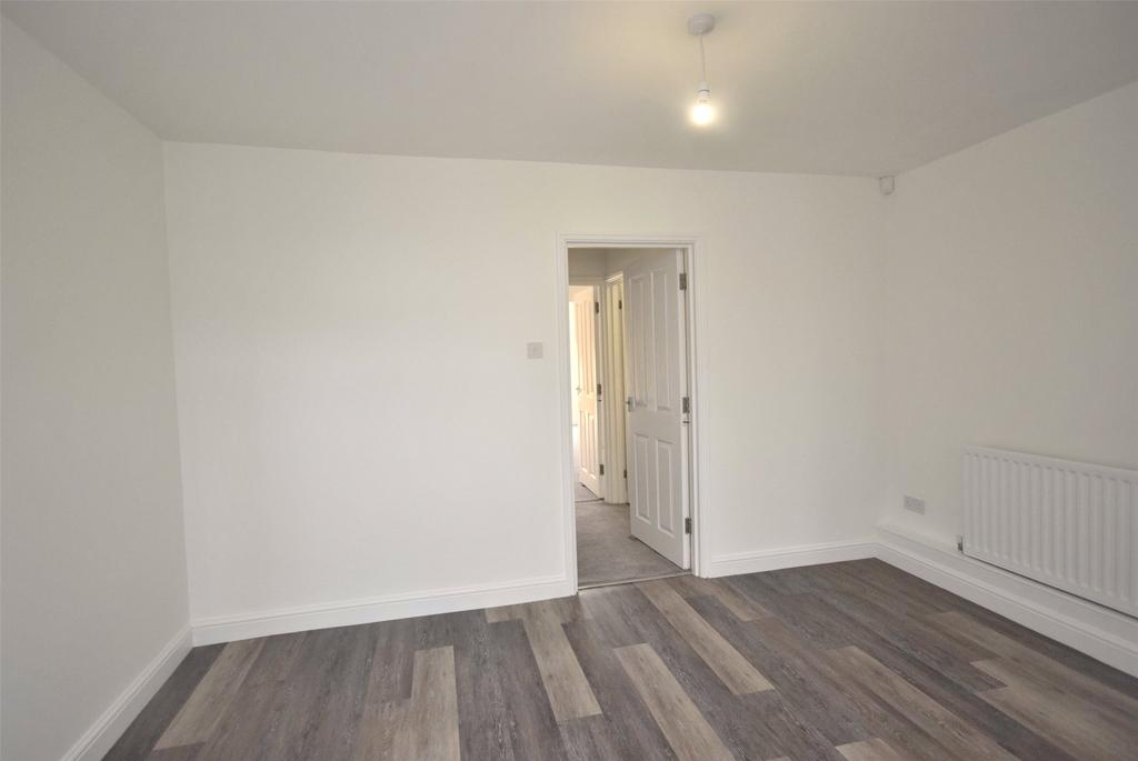 House in BRISTOL - View 4