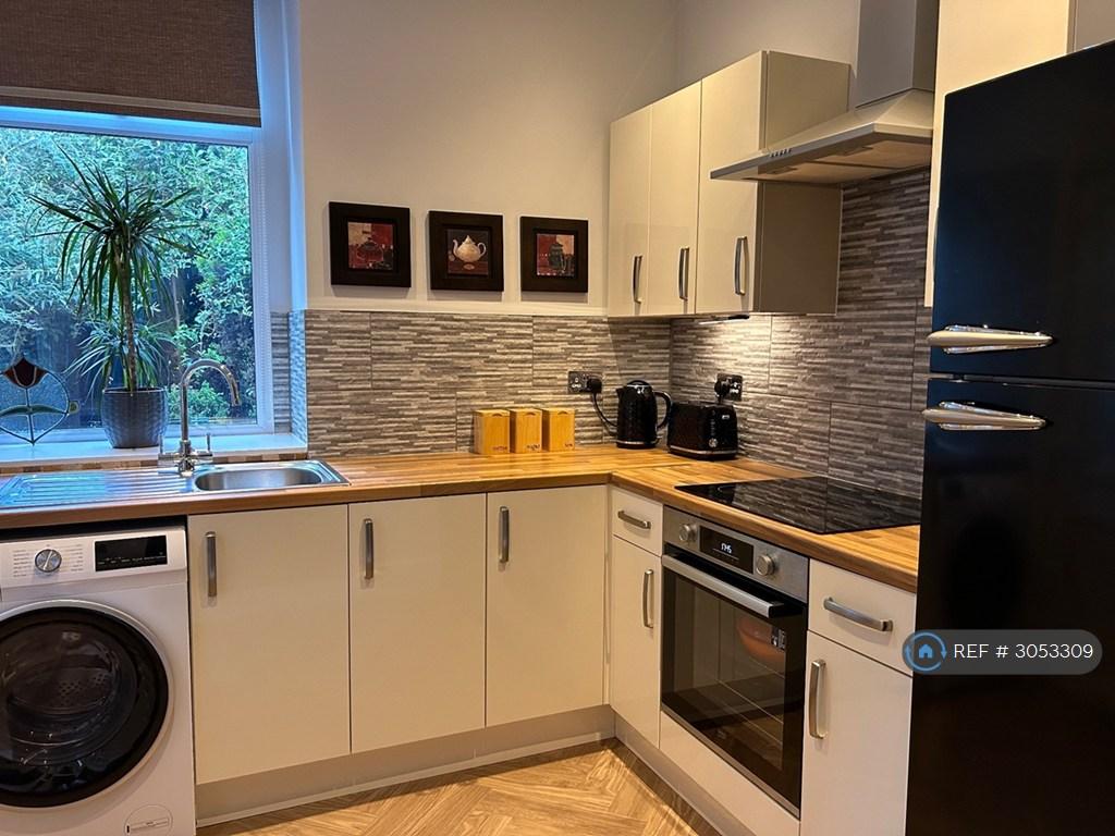 House in Eccles, Manchester - View 3