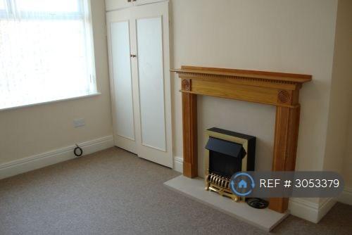 Apartment in Newcastle Upon Tyne - View 2