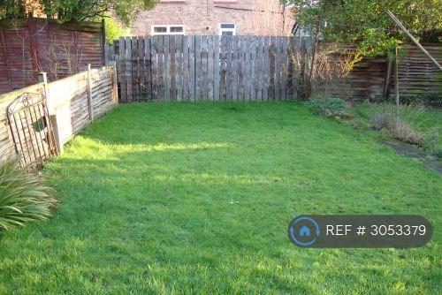 Apartment in Newcastle Upon Tyne - More