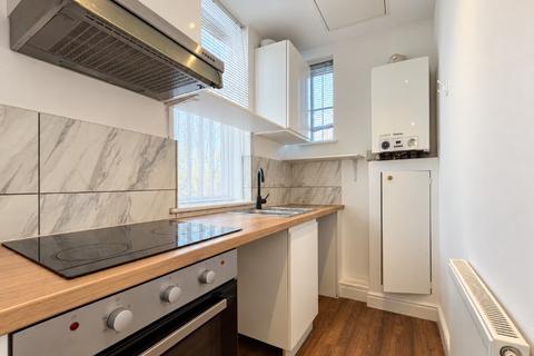2 bedroom flat to rent, SOUTHALL UB1