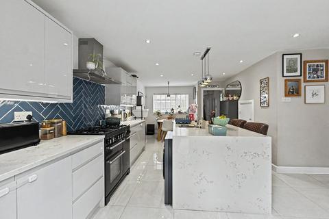 4 bedroom detached house for sale, Badgers Bank, Ipswich, IP2