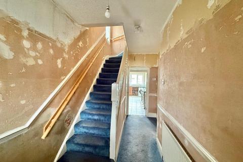 3 bedroom semi-detached house for sale, Stanway Road, West Bromwich, West Midlands, B71 1RW