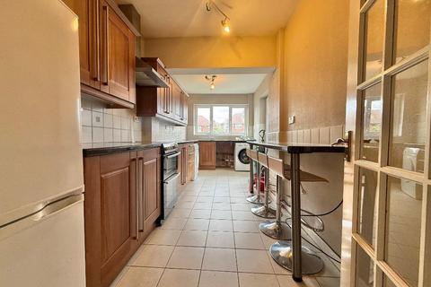 3 bedroom semi-detached house for sale, Stanway Road, West Bromwich, West Midlands, B71 1RW