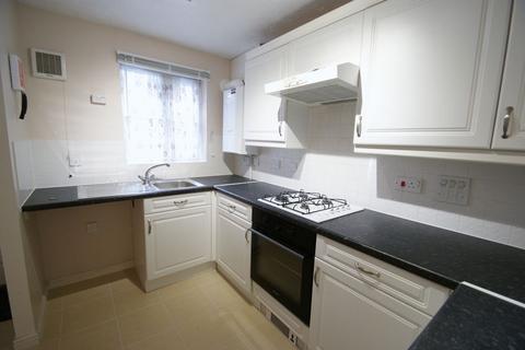 2 bedroom terraced house to rent, Lavender Road, Exeter