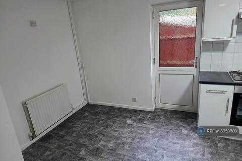 4 bedroom detached house to rent, Wakefield Close, Neath Hill, Milton Keynes, MK14