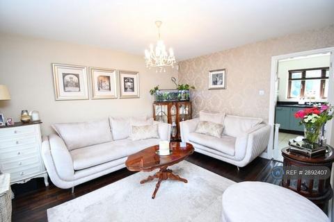 4 bedroom end of terrace house to rent, Montonmill Gardens, Manchester, M30