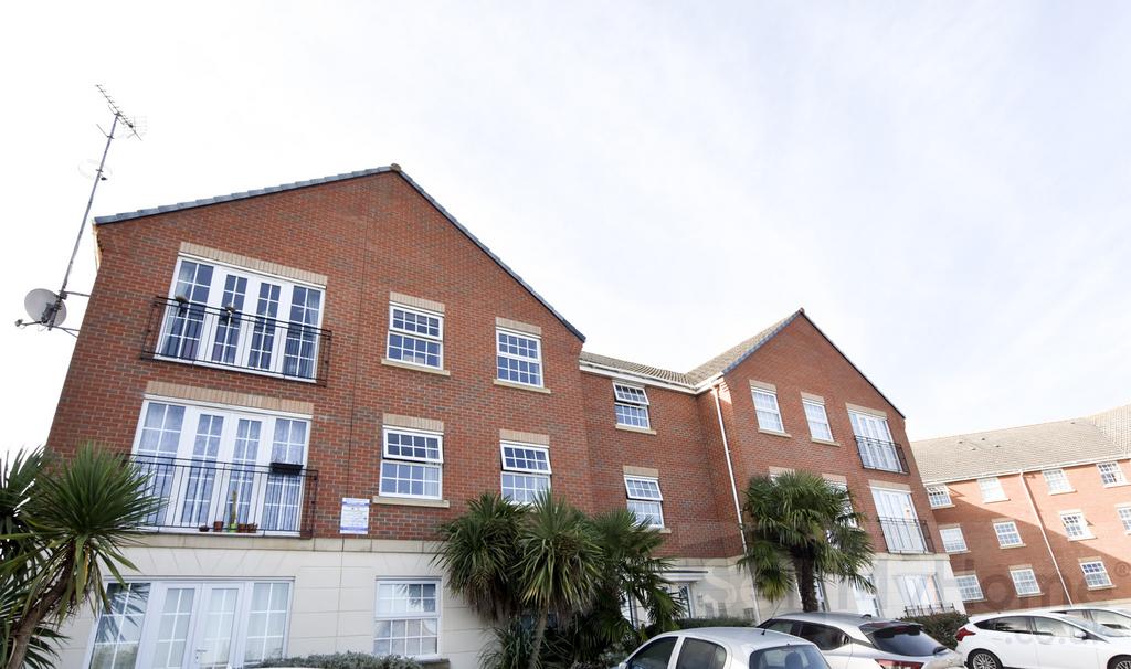 Apartment in Leicester, Hamilton - View 2