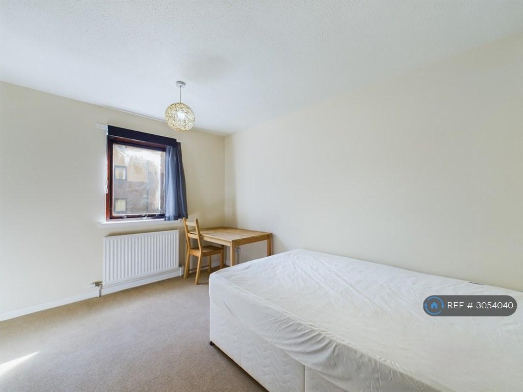 Apartment in Edinburgh - View 3