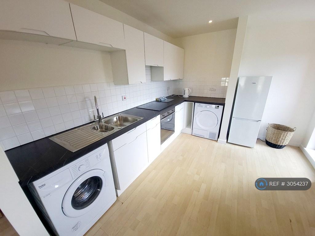 Apartment in Salford - View 2