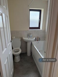 3 bedroom semi-detached house to rent, Lancaster Park, Chester, CH4
