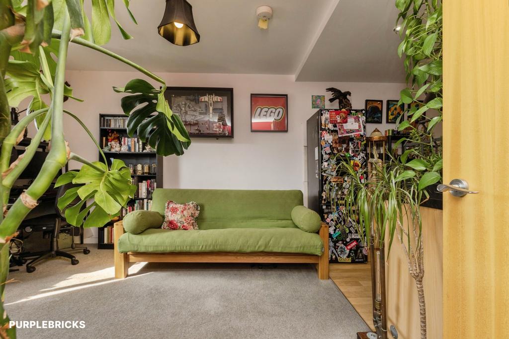 Apartment in Bristol - View 3
