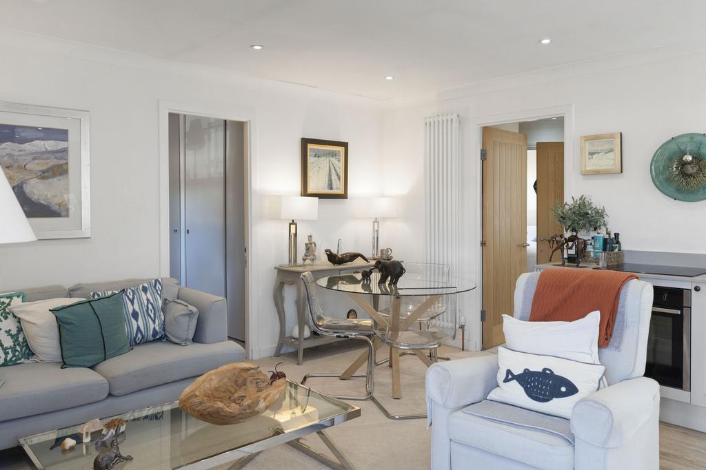 Apartment in Edinburgh, Comely Bank, Craigleith - View 3