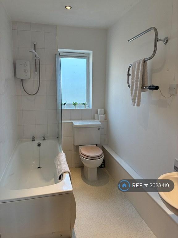 Apartment in Cambridge, Honey Hill Mews, Newnham - View 3