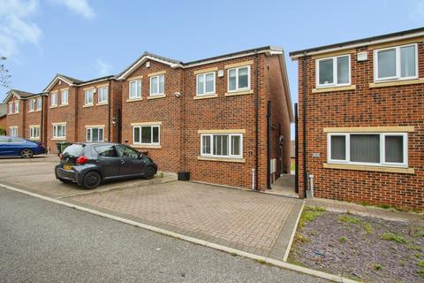 3 bedroom semi-detached house for sale, Rosedene Court, Earlsheaton, Dewsbury, West Yorkshire, WF12