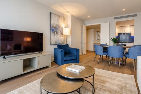 2 bedroom flat to rent, Circus Apartments, London E14