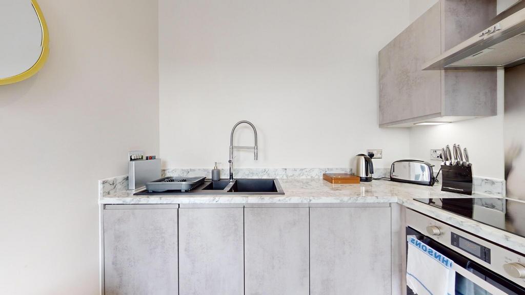 Apartment in Leeds - View 2