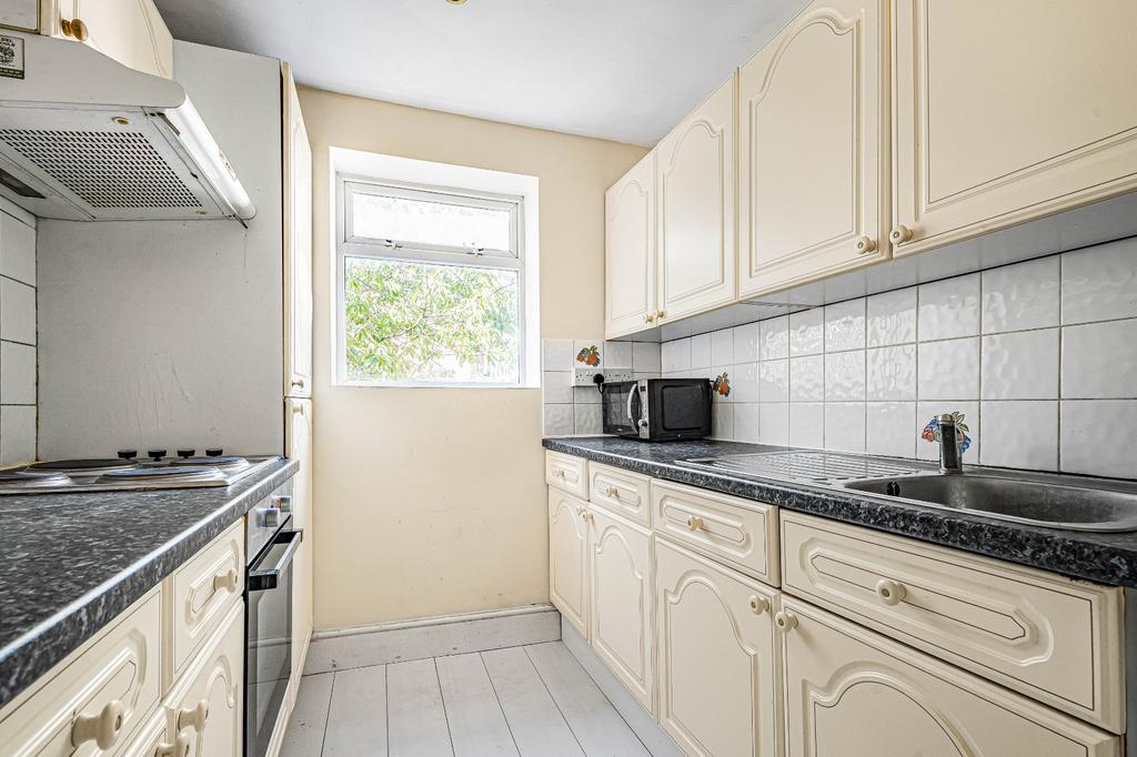 Apartment in London - View 4