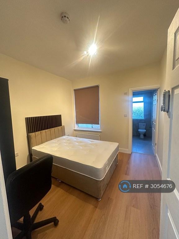 House in Liverpool, Sandfield Park, Old Swan - View 2