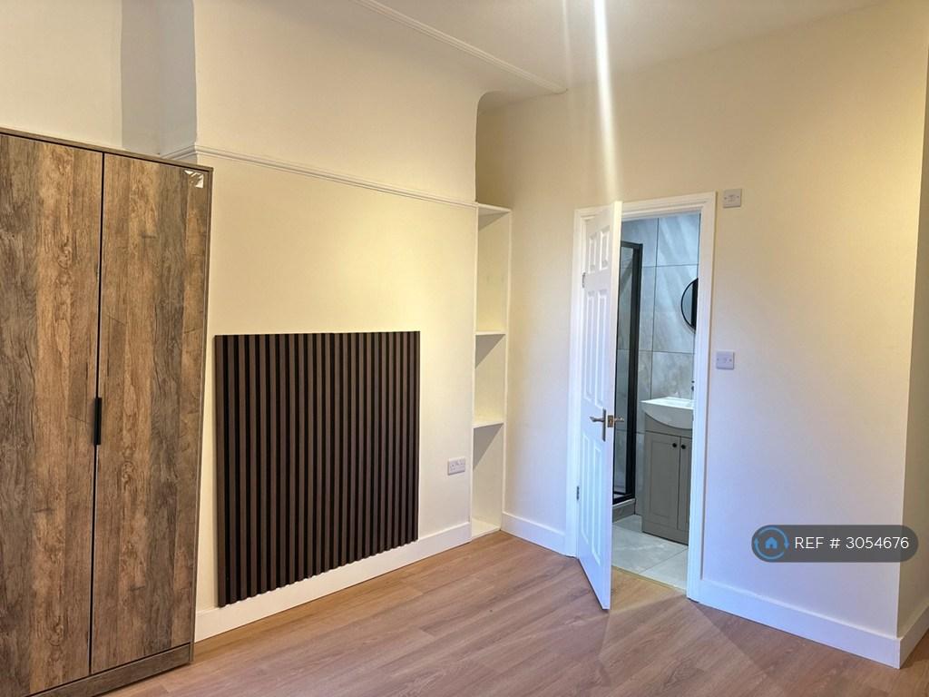 House in Liverpool, Sandfield Park, Old Swan - More