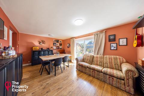 3 bedroom end of terrace house for sale, Bideford Close, Reading, RG5
