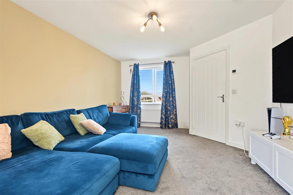 House in Nottingham - View 3