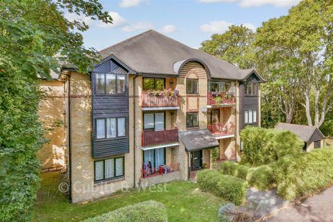 1 bedroom apartment for sale, The Downsway, Sutton, Surrey