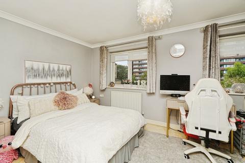 2 bedroom terraced house for sale, Clayton Drive, London, SE8