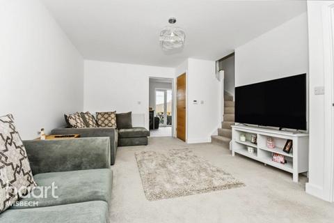 3 bedroom semi-detached house for sale, Delamore Drive, Leverington