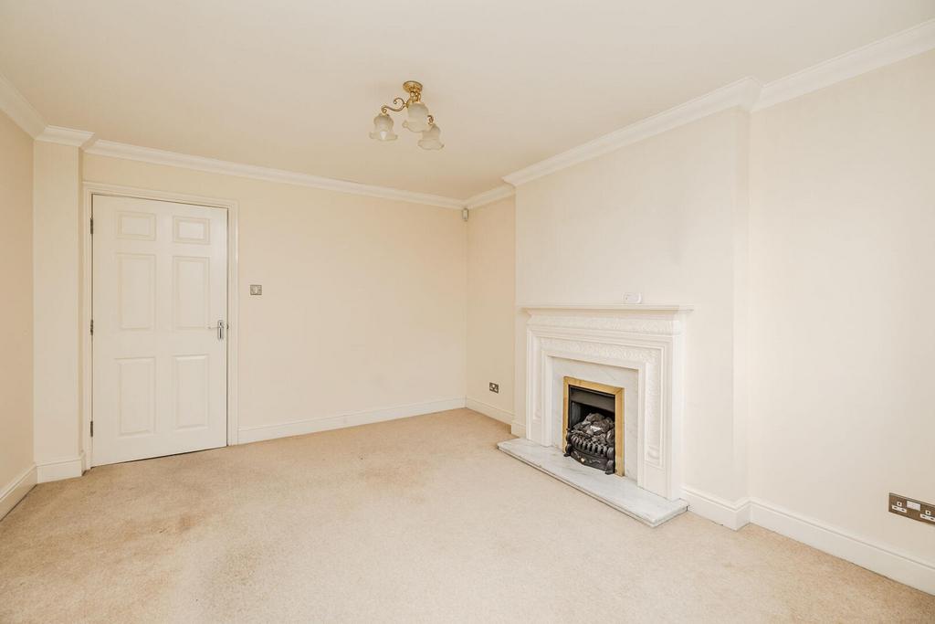 Apartment in Newcastle Upon Tyne - View 4