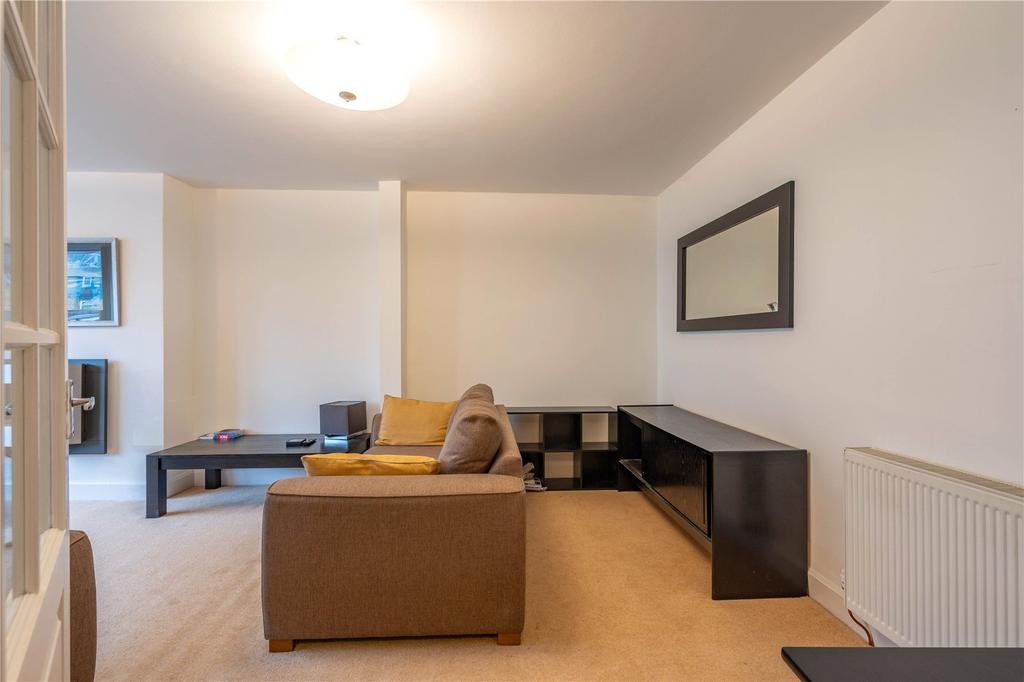 House in Edinburgh, Lochend Colonies, Leith Links - View 4