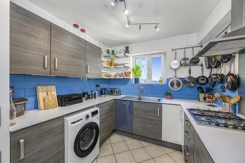 2 bedroom apartment for sale, The Drive, London