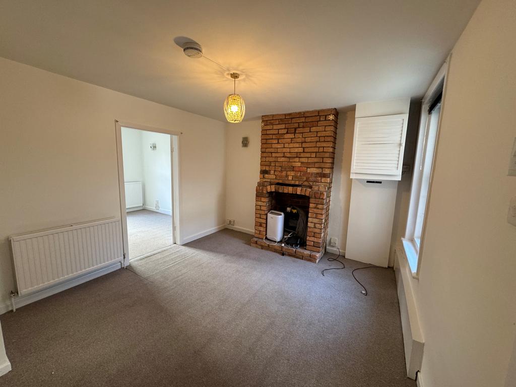 Apartment in Bournemouth, Boscombe - View 2