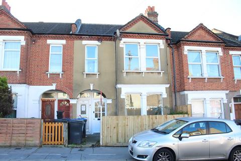 undefined, Hythe Road, Thornton Heath, CR7