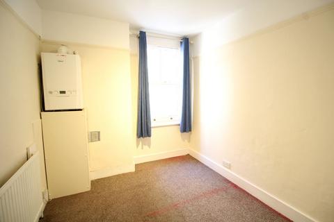 undefined, Hythe Road, Thornton Heath, CR7