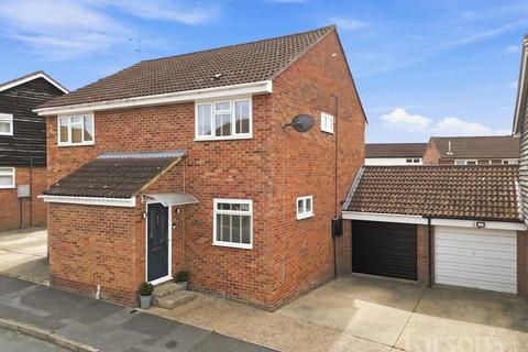 2 bedroom semi-detached house for sale, Rowhedge, Brentwood, CM13