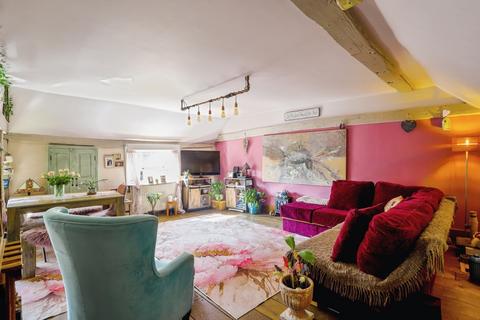 2 bedroom flat for sale, Castle View Mews, Castle Hill, Rochester, Kent, ME1