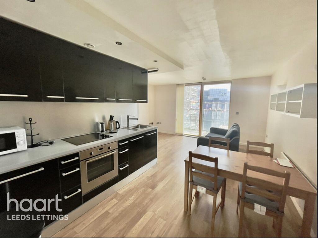 Apartment in Leeds - View 2