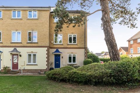 4 bedroom townhouse for sale, Bunce Drive, Caterham CR3